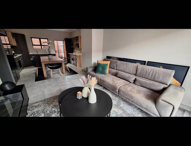 3 BEDROOM SECTIONAL TITLE FOR SALE IN BOARDWALK VILLAS